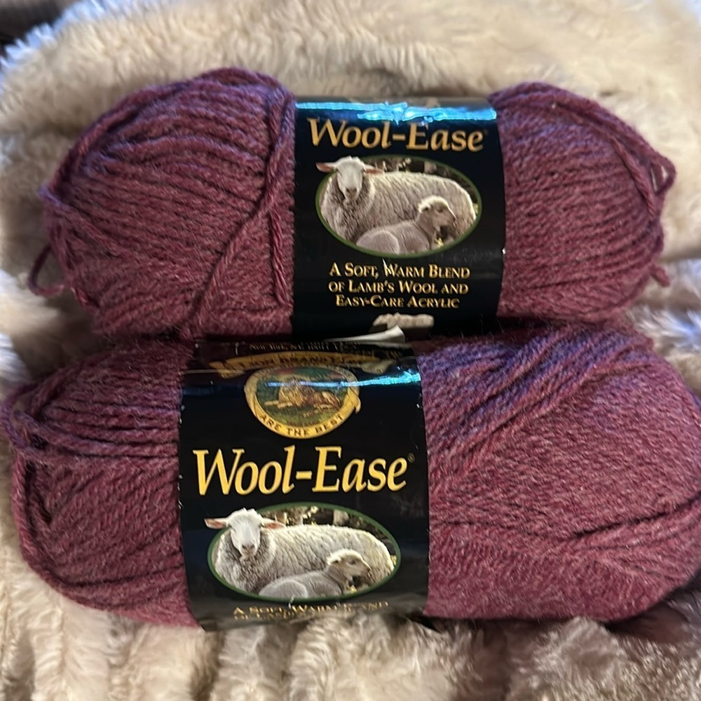 2 Skeins Lion’s Brand “Wool Ease” Warm Blend of Lamb’s Wool & Easy Care Acrylic